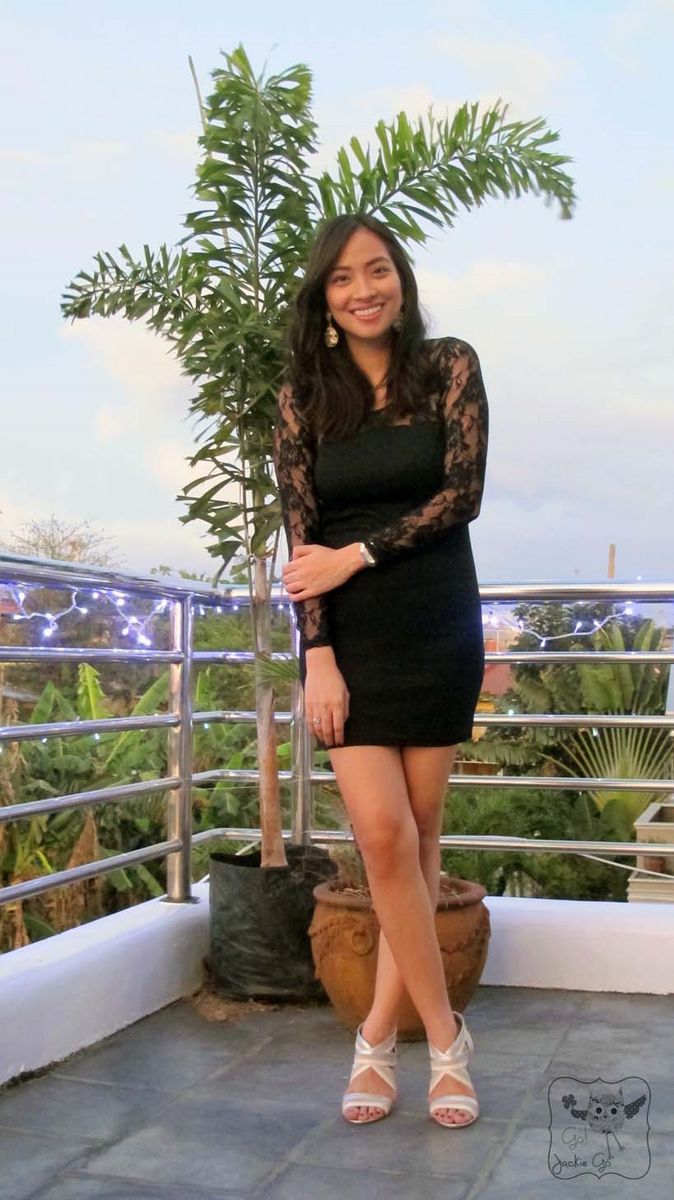 blacklacedress2