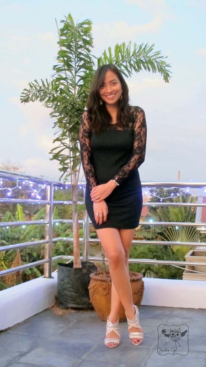 blacklacedress7