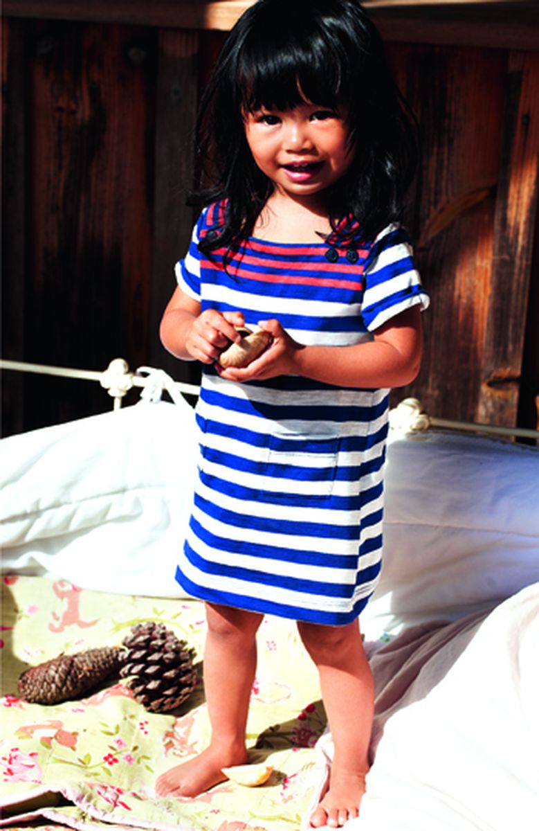 PEBA_1208200_LOOKBOOK_ENFANT_2013_140X210.indd_N
