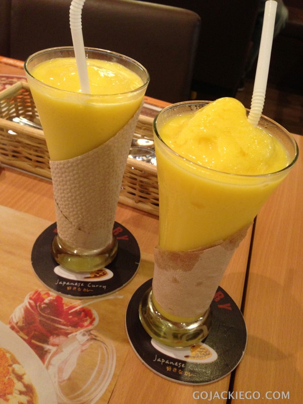 Eri_Curry_SM_Megamall_Mango_Banana_Shake
