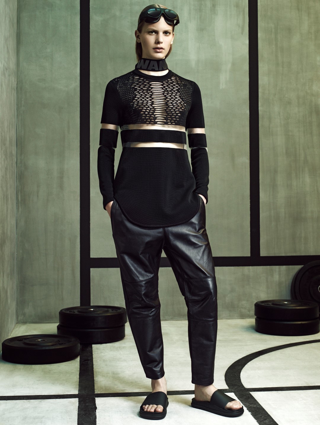 AWxHM_Women_10