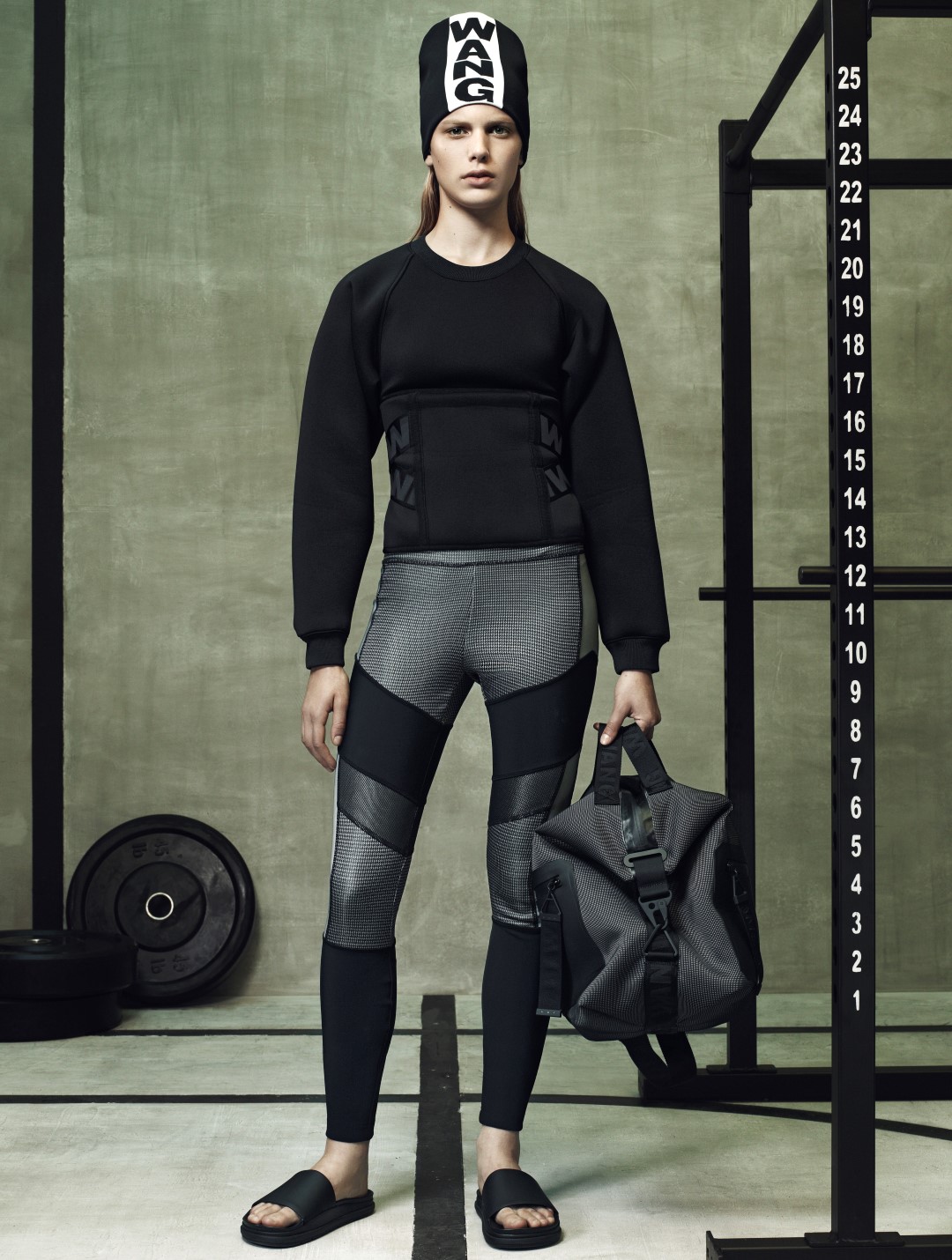 AWxHM_Women_15