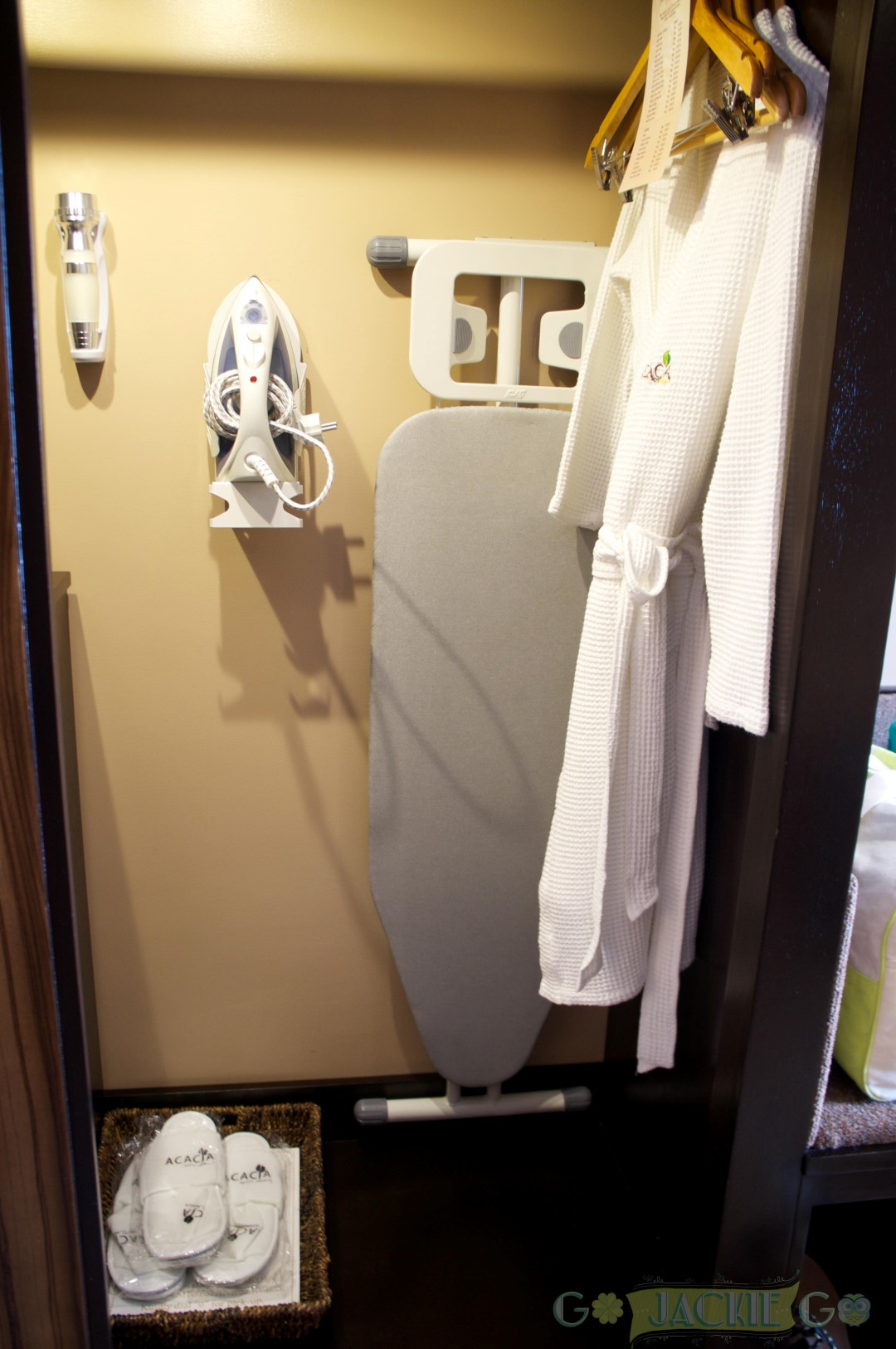 Acacia_Hotel_Alabang_3