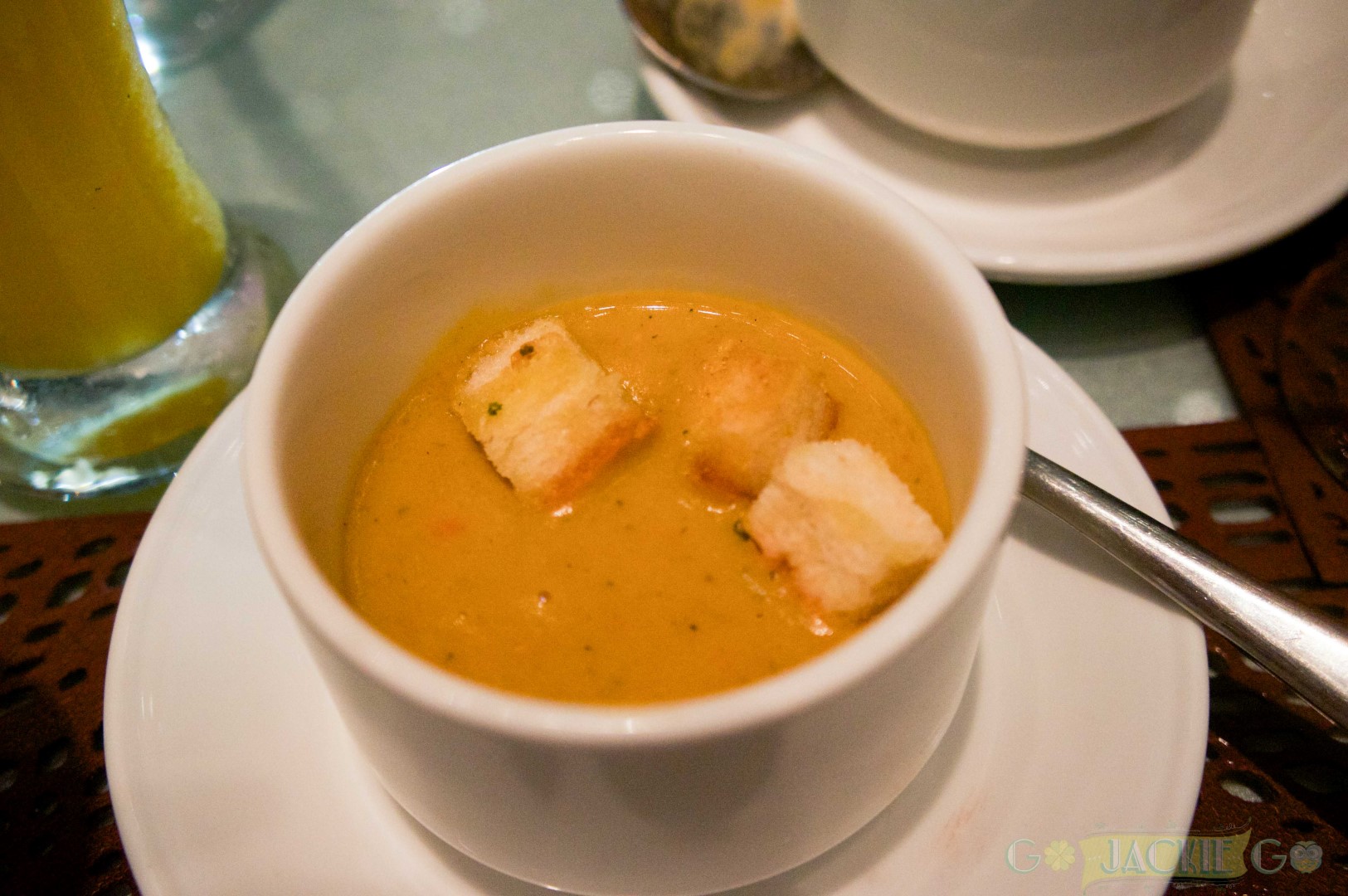 Acacia_Hotel_Alabang_Complimentary_Soup
