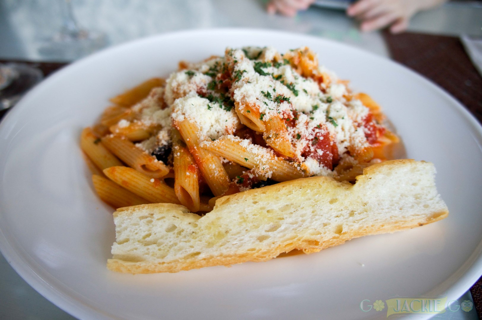 Acacia_Hotel_Alabang_The_Lobby_Lunch_Pasta