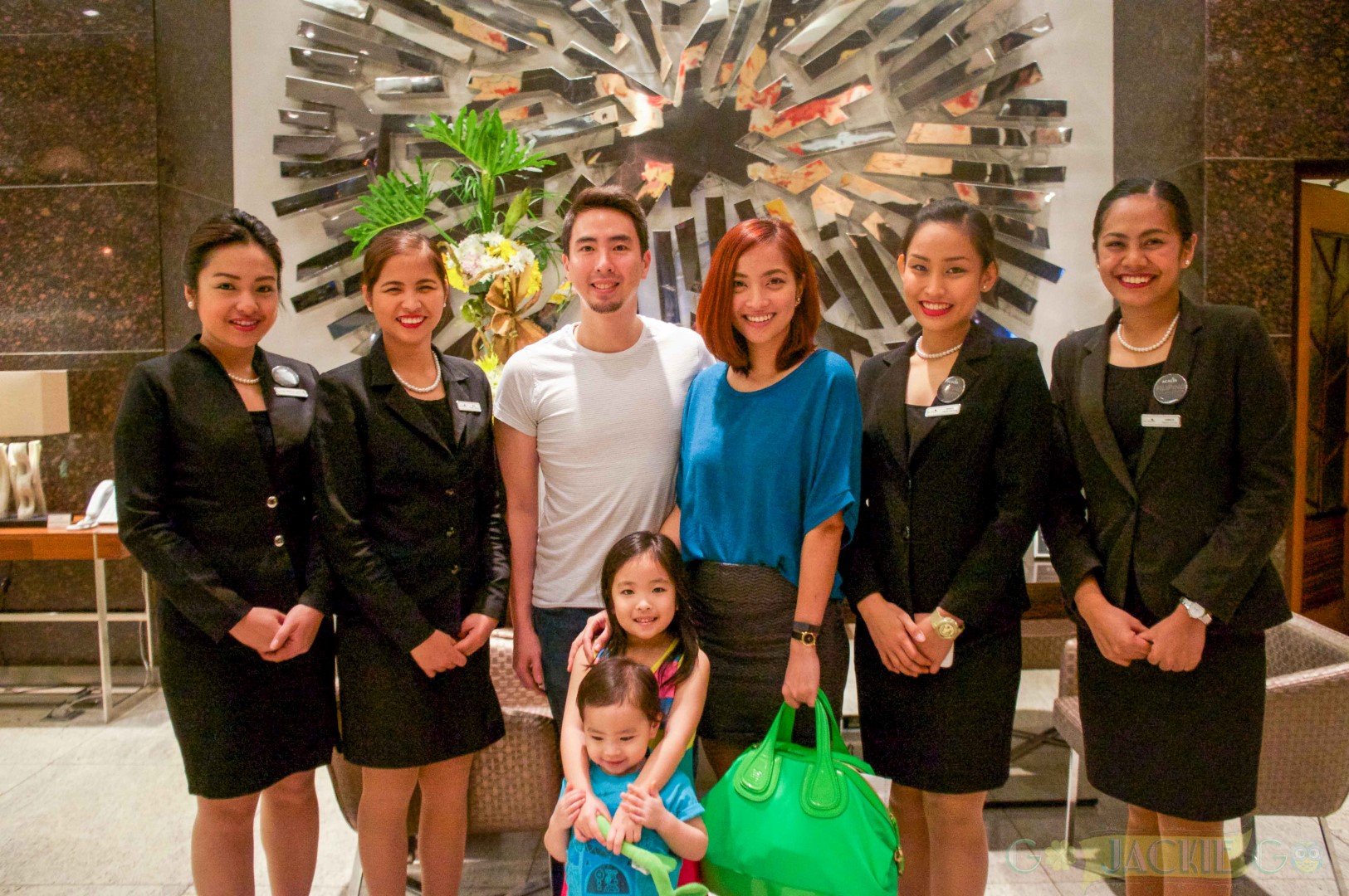 Acacia_Hotel_Alabang_Warm_Welcome
