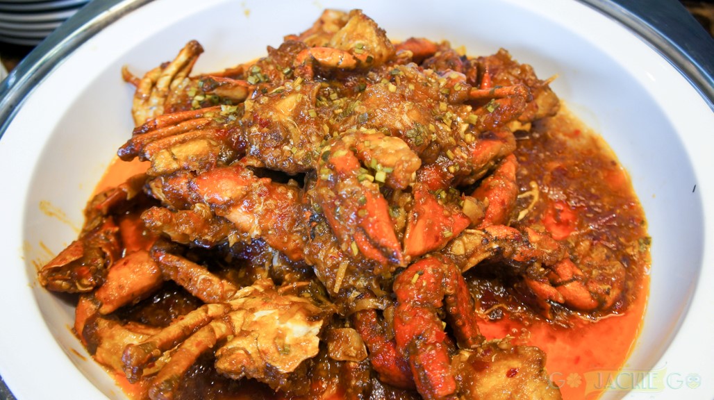F1HotelManila_F_Restaurant_Chili_Crabs