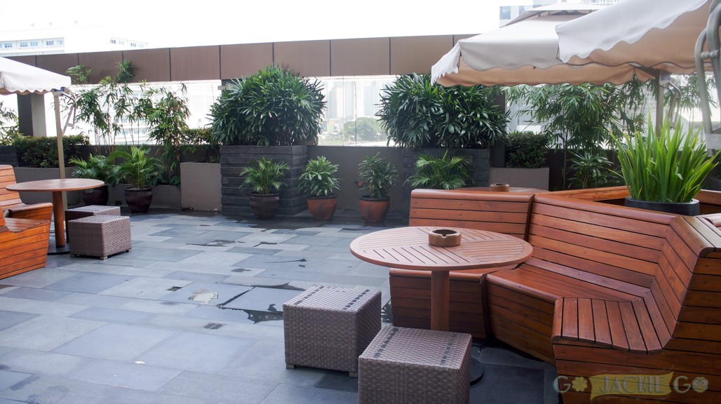 F1HotelManila_Pool_Area_CanaryLounge1