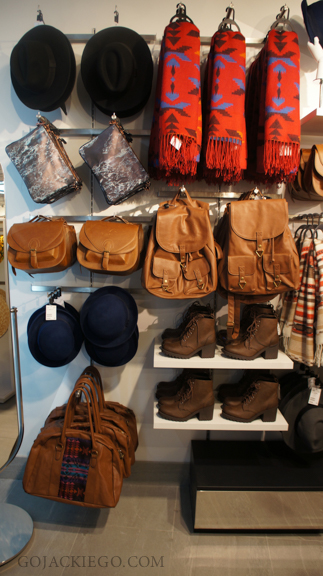 HM_Manila_Accessories3