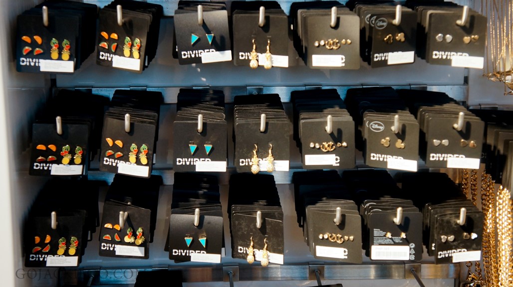 HM_Manila_Accessories_Earrings