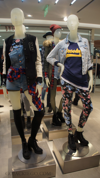 HM_Manila_Clothes4