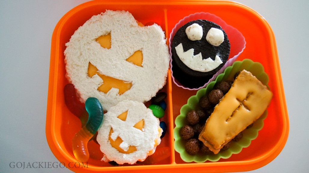 Halloween_Bento_Cheeze_Whiz_5