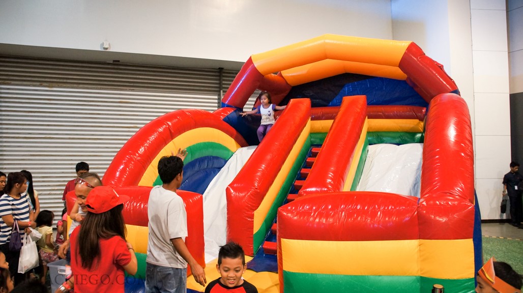 Jollitown_RainbowSlide