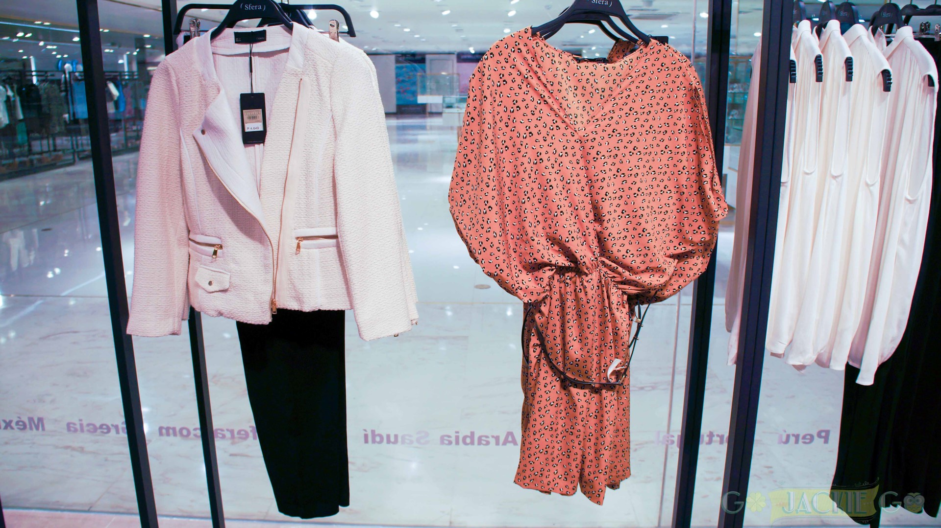 Sfera_SM_Makati_Women_11