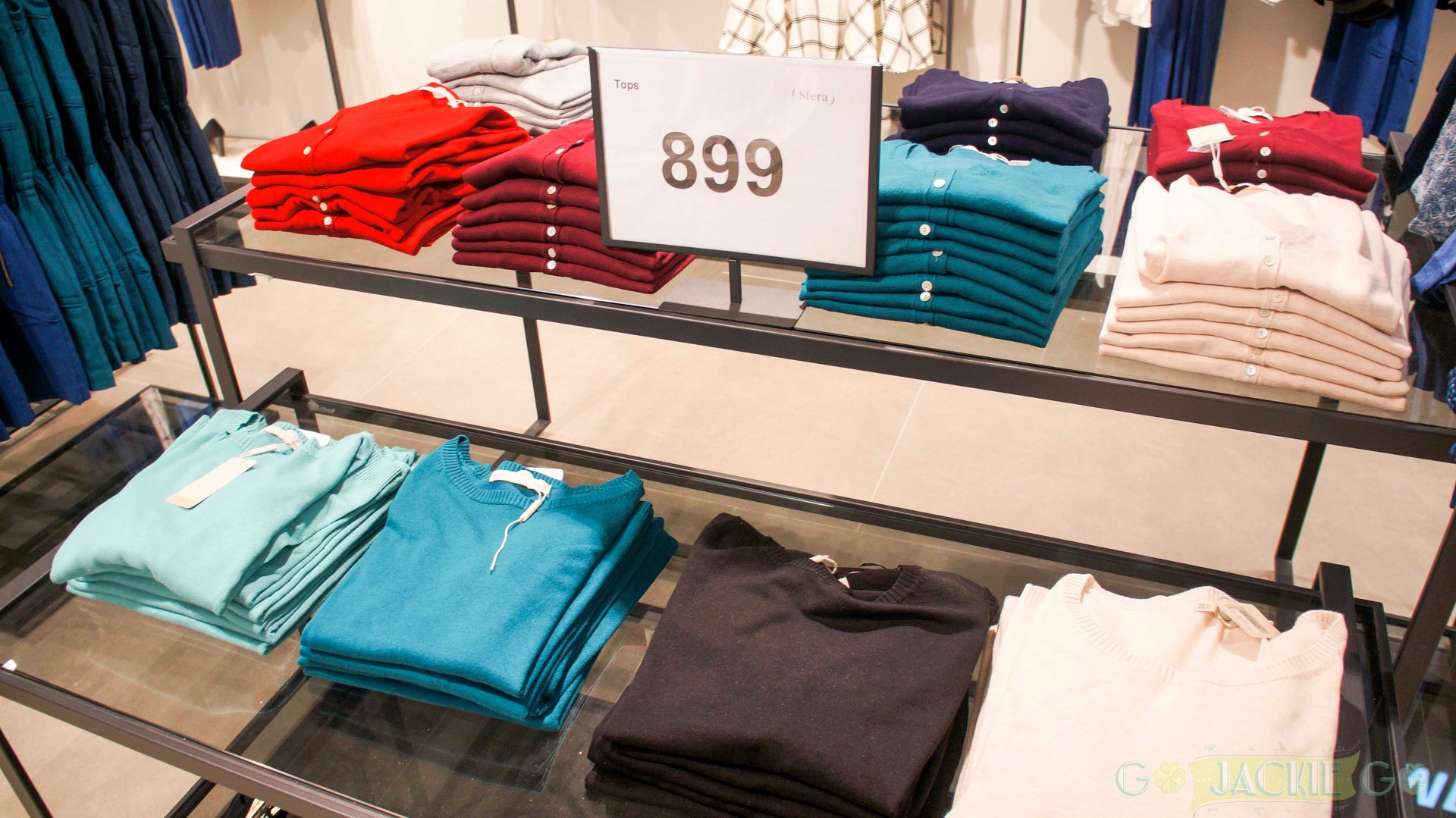 Sfera_SM_Makati_Women_15