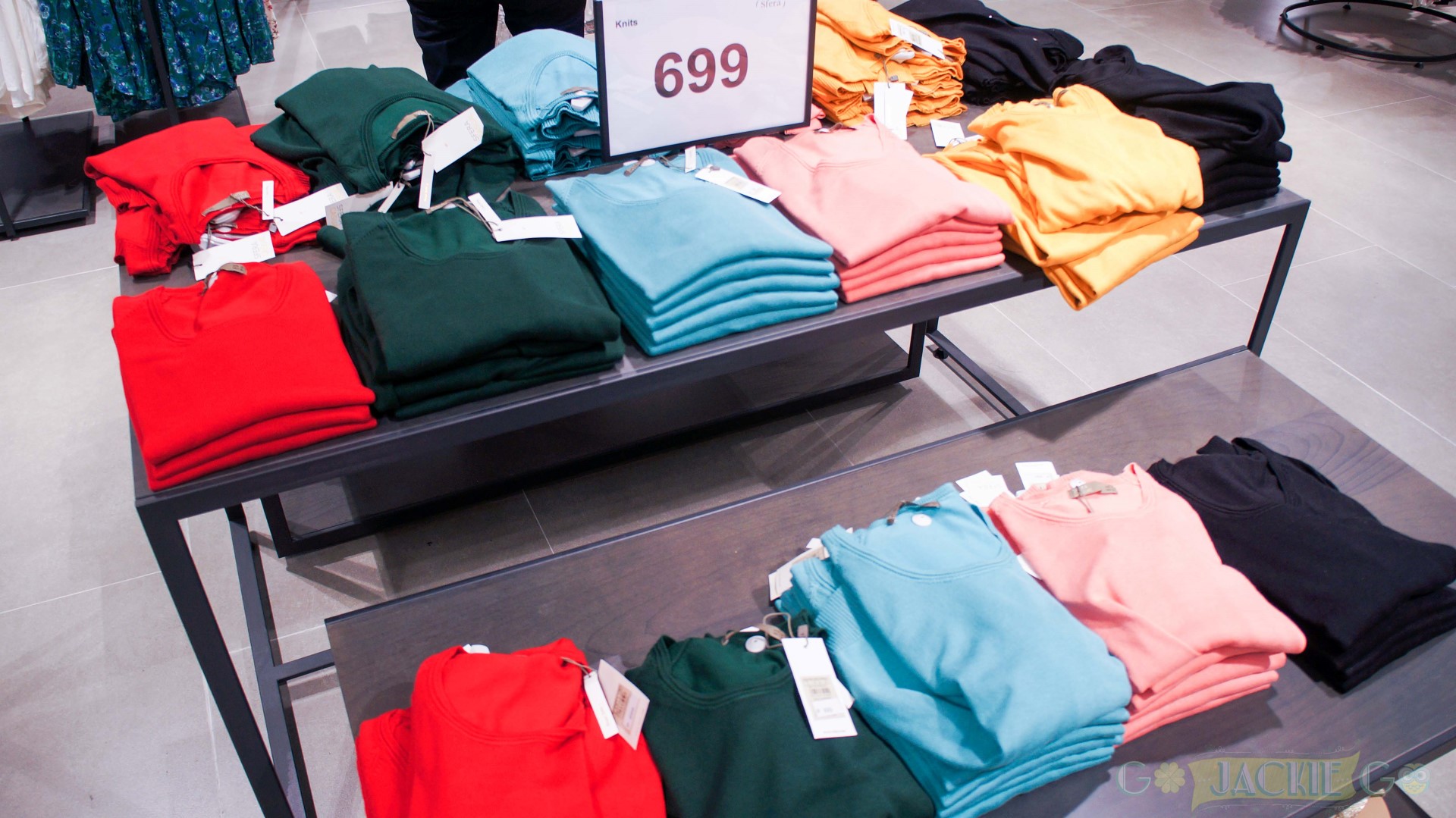 Sfera_SM_Makati_Women_9