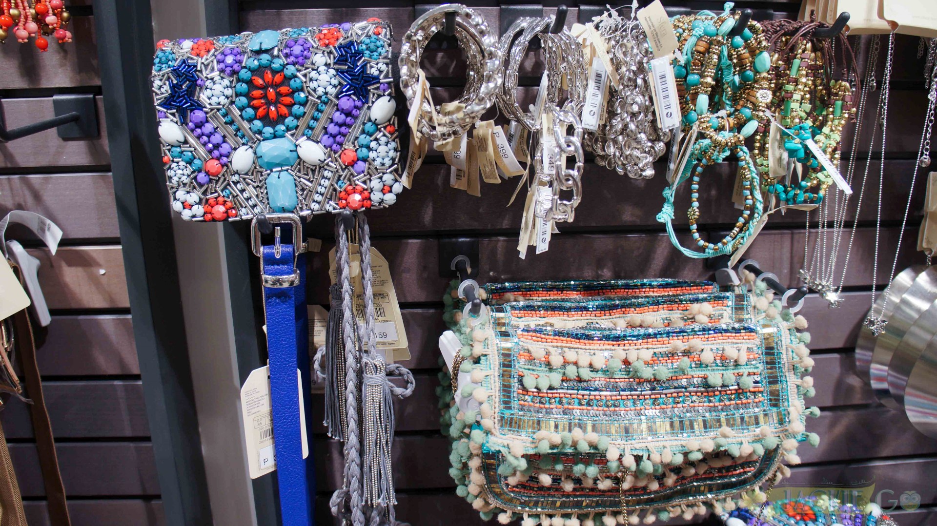 Sfera_SM_Makati_Women_Accessories_25