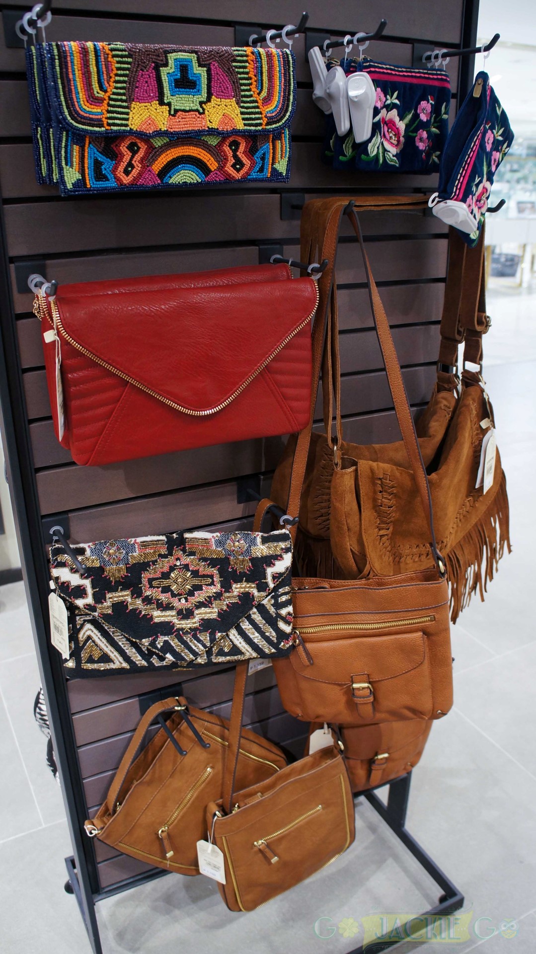 Sfera_SM_Makati_Women_Accessories_29
