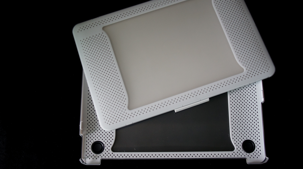 Tech21_Macbook11_Case_5