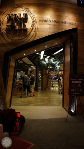 Century_City_Mall_Hole_In_The_Wall