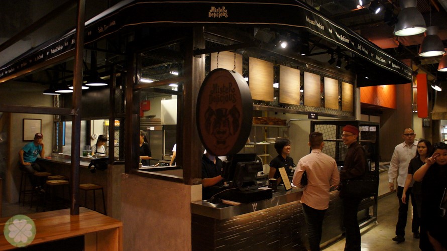 Century_City_Mall_Hole_In_The_Wall_Mister_Delicious