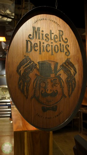 Century_City_Mall_Hole_In_The_Wall_Mister_Delicious3