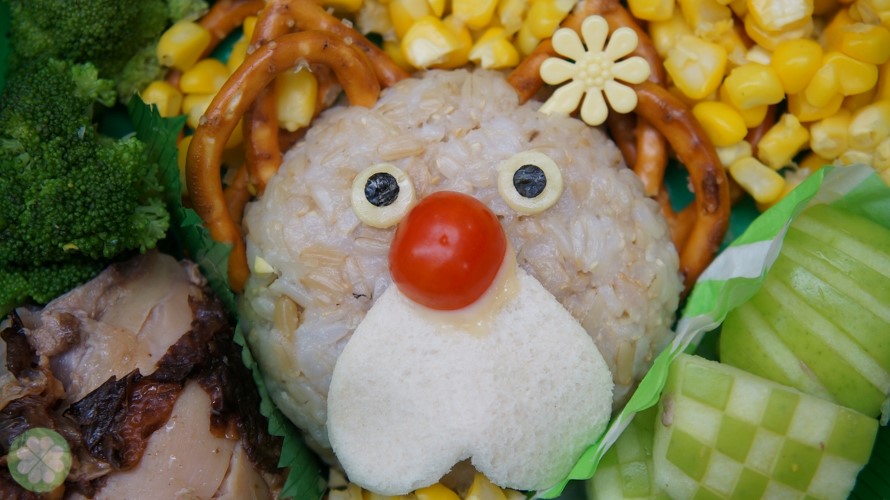 CheezWhiz_Christmas_Bento_Details4