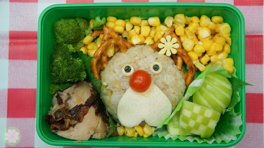 CheezWhiz_Christmas_Bento_Reindeer