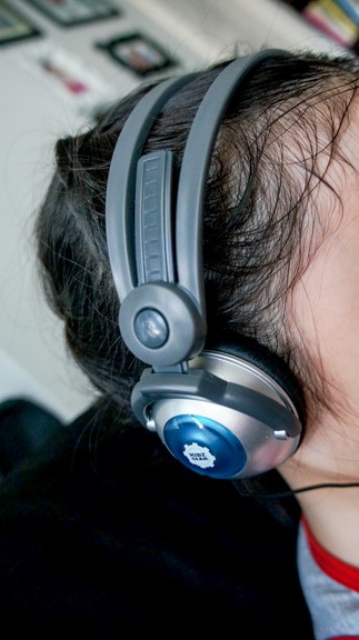 KidzGear_Earphones_9