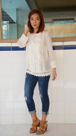 White_Blouse_Boyfriend_Jeans_1