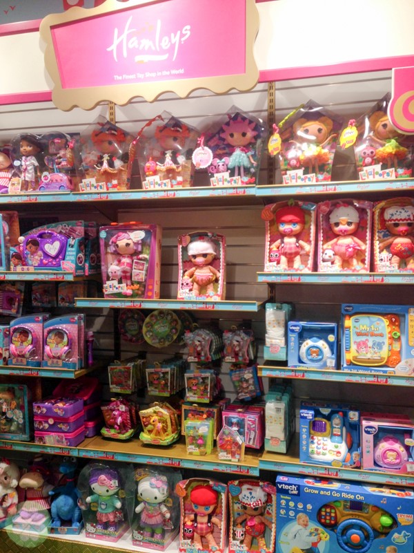 Hamleys_Manila_6