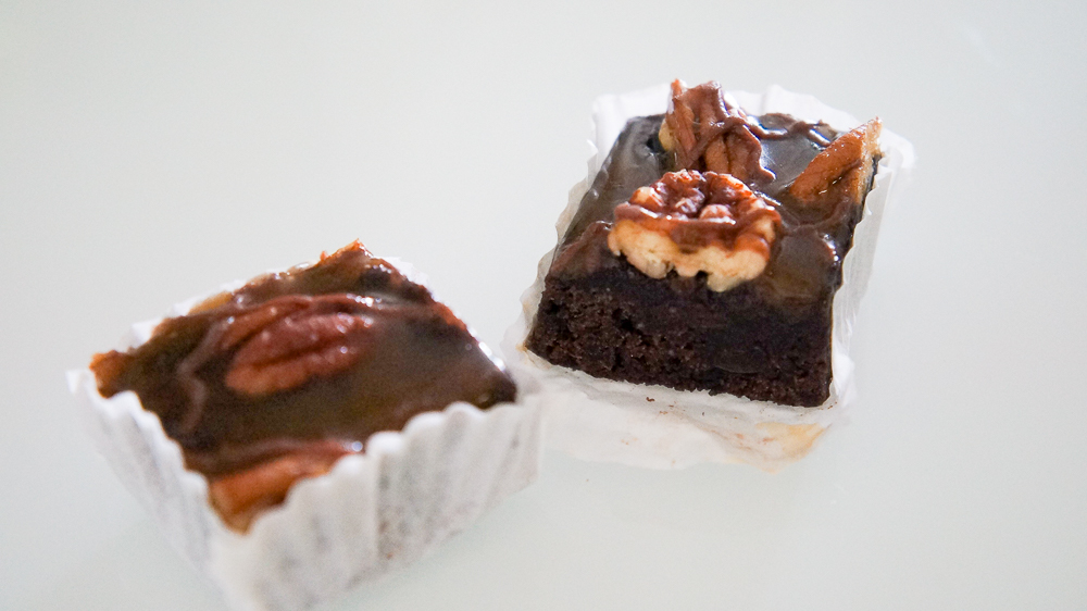 SugarGourmet_Brownies_TurtleBrownie
