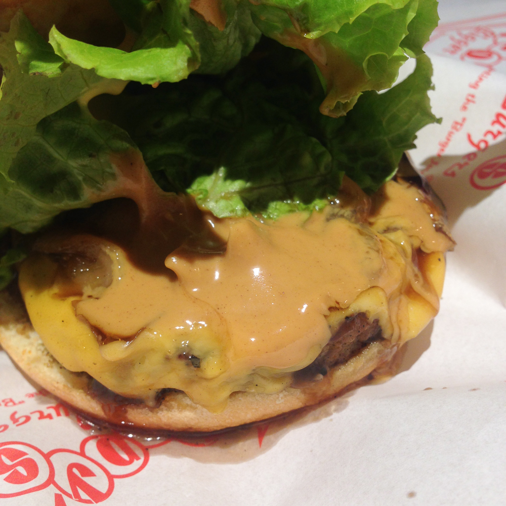 TeddysBiggerBurgers_16