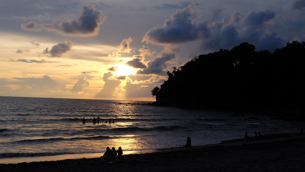 Montemar_Beach_Club_Sunset