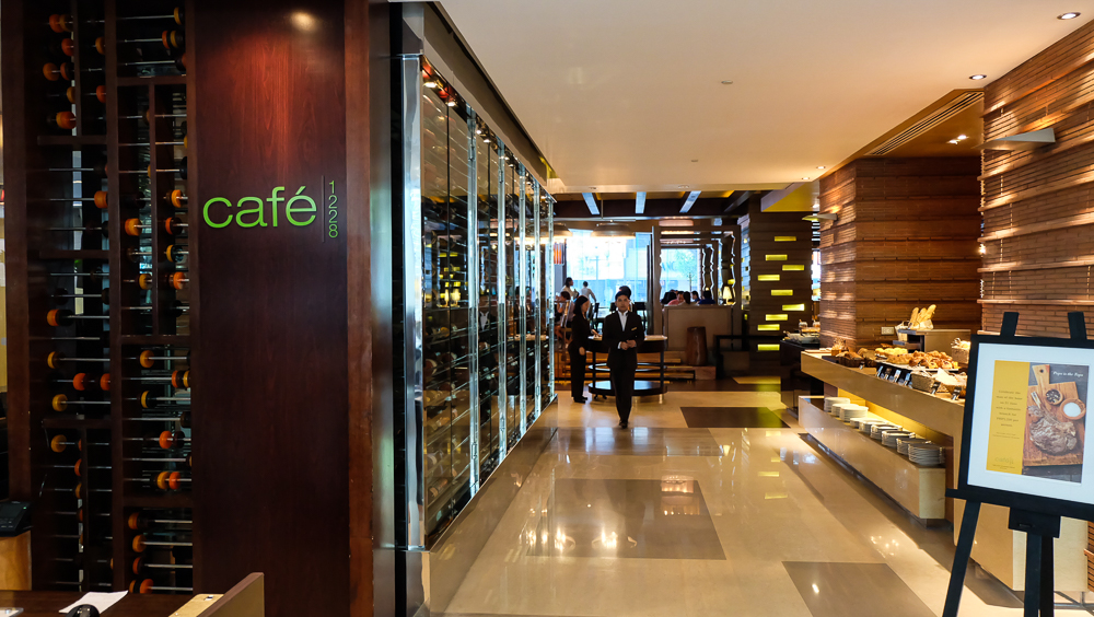 NewWorldMakati_Cafe1228
