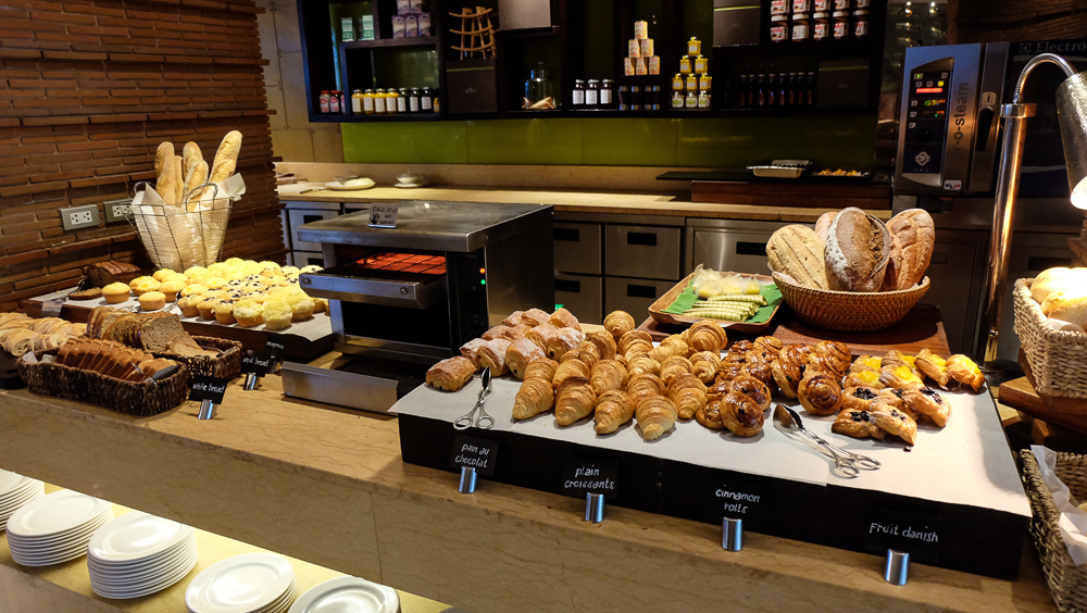 NewWorldMakati_Cafe1228_2