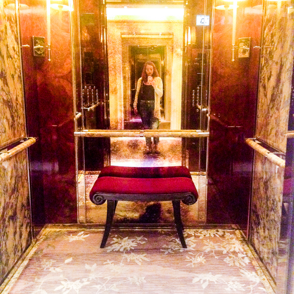 StRegisSingapore_JackieGo_Elevator1