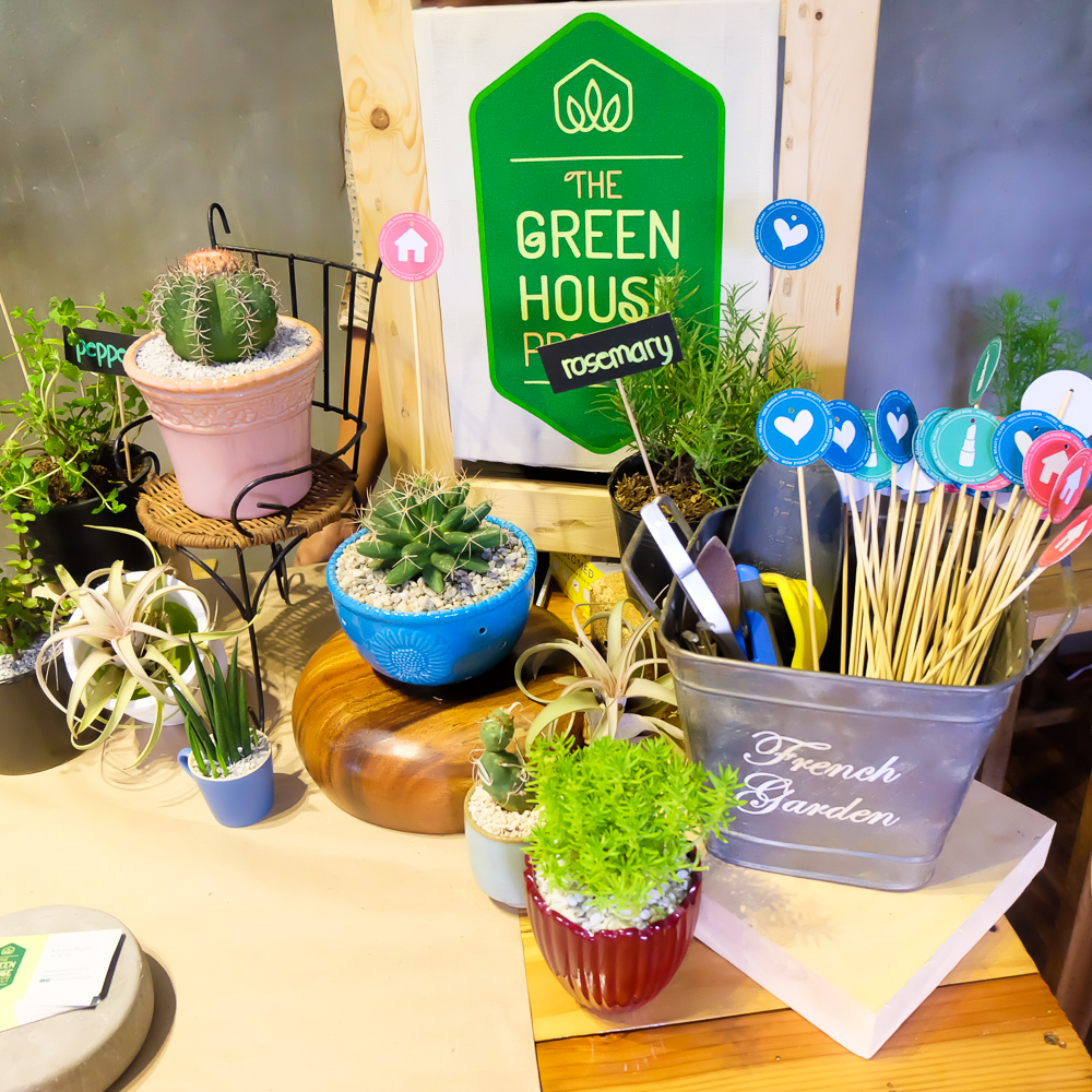 WholeMom_Launch_9