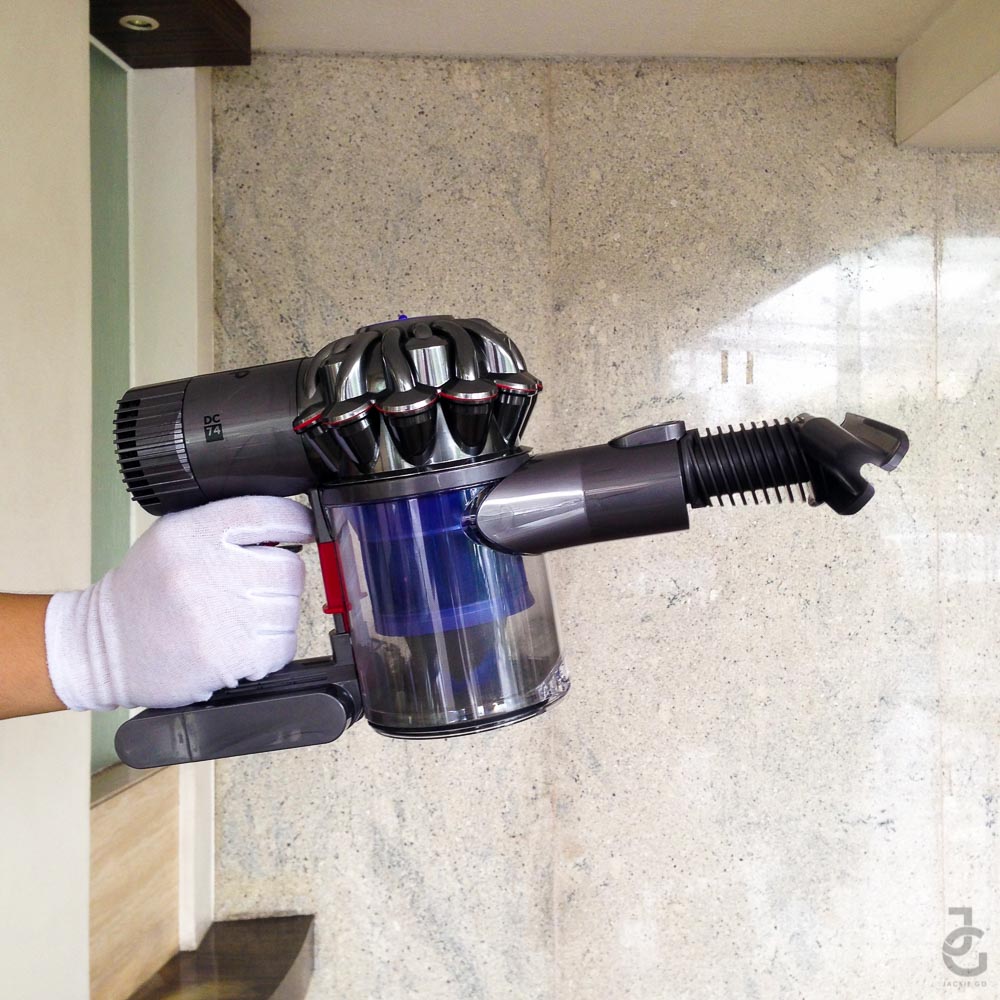Dyson_Fluffy_VacuumCleaner_JackieGo_ 10