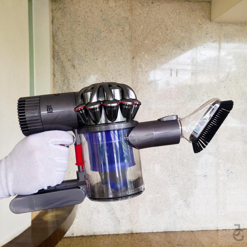 Dyson_Fluffy_VacuumCleaner_JackieGo_ 13