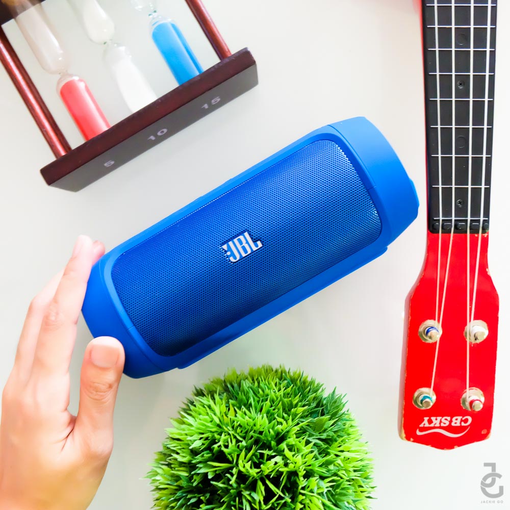 JBL_Charge2_Speaker_JackieGo_1