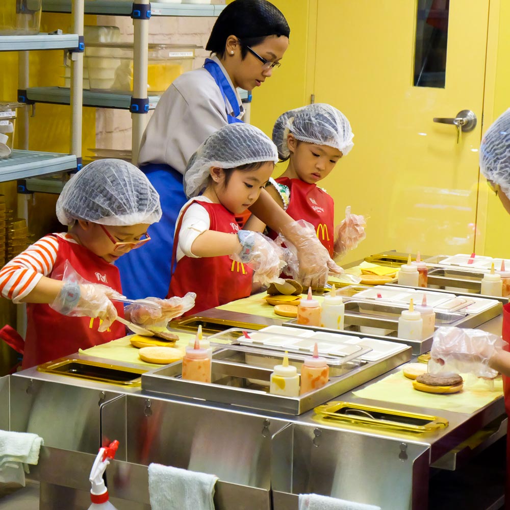 McDonald’s Burger Shop Now Open In Kidzania Manila