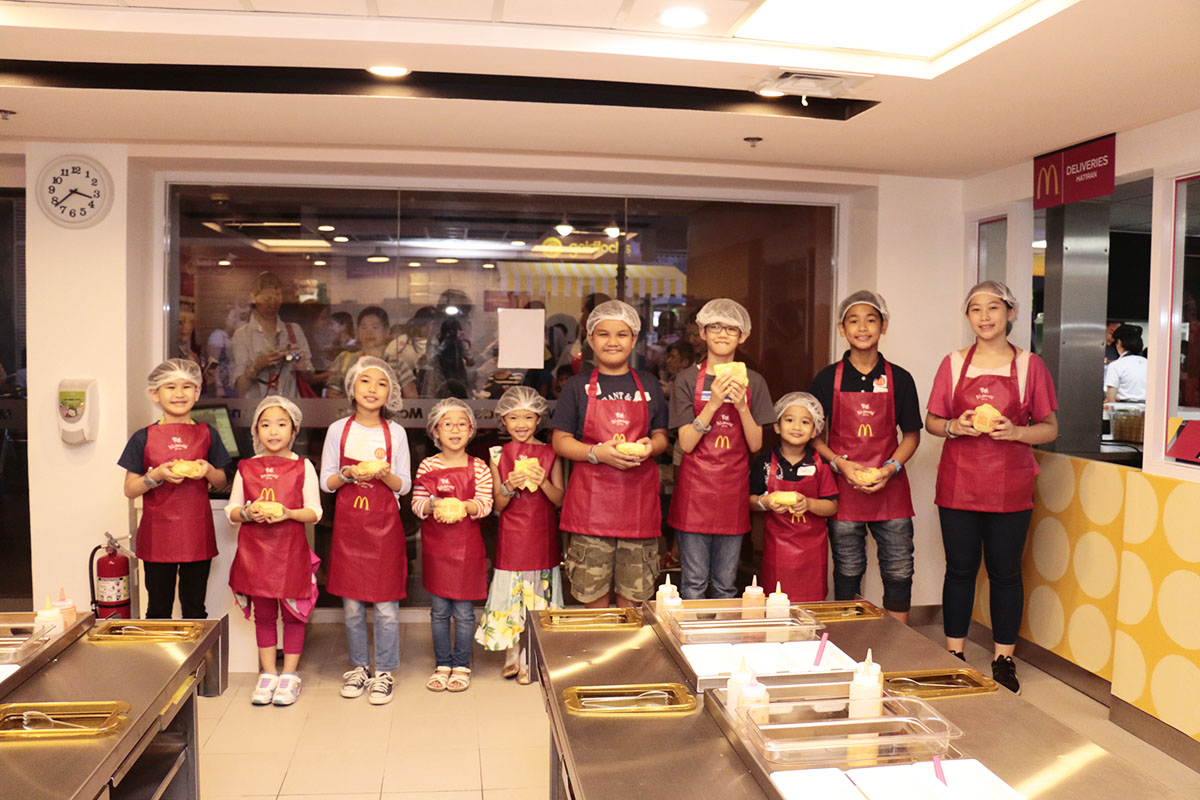Kidzania_Manila_McDonalds_JackieGo_23