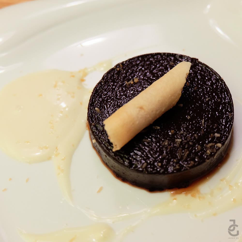 KuyaJRestaurant_SMMegamall_JackieGo_TableaCoffeeFlan