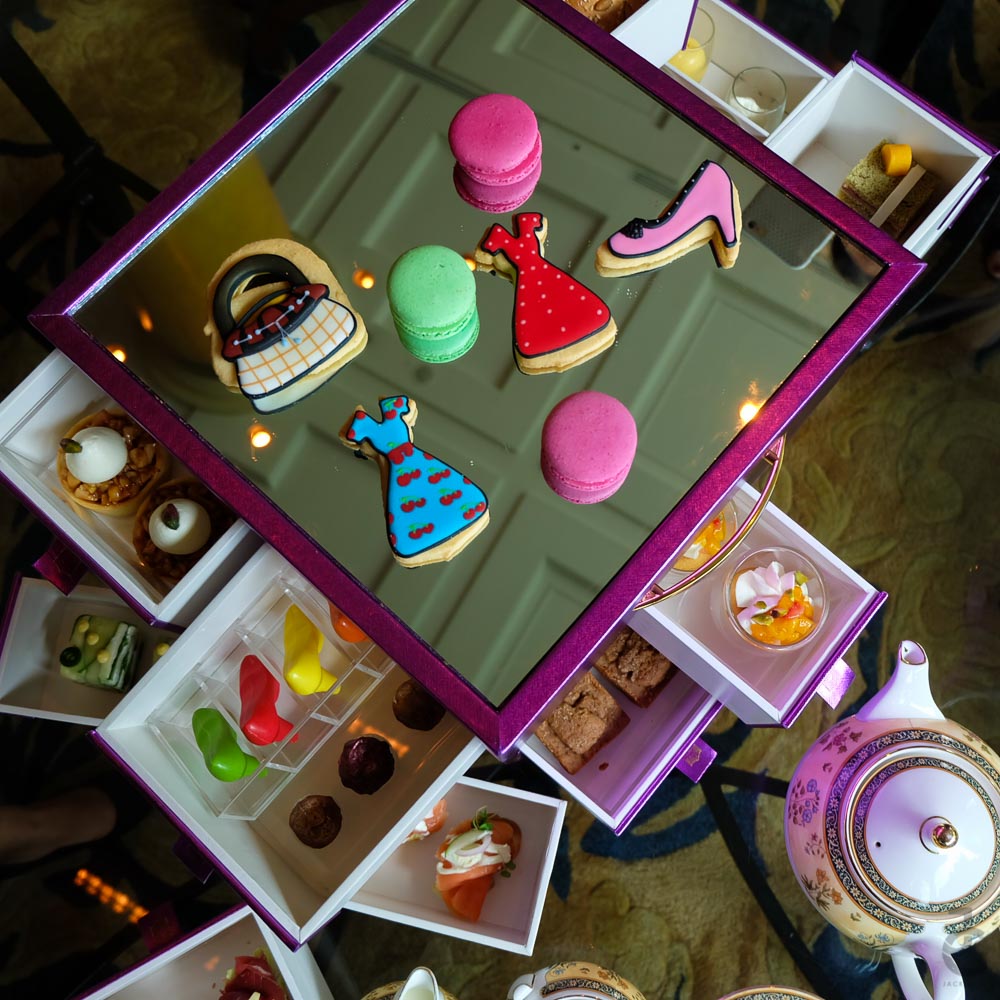 MakatiShangriLa_LobbyLounge_TeaAndTreasures_JewelryBox_JackieGo_1