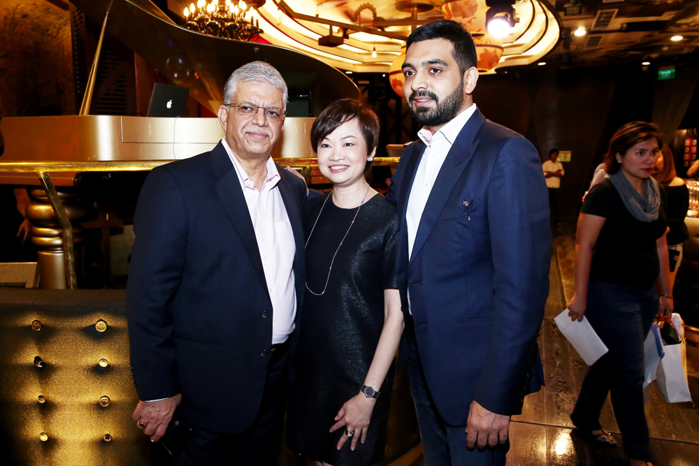 Charlie Jeswani_Chairman_ScentAndBeauteInc_Jan Leong_ RegionalDirectorofPerfumeHolding Asia_KenJeswani_ CEOPresident_ScentAndBeauteInc
