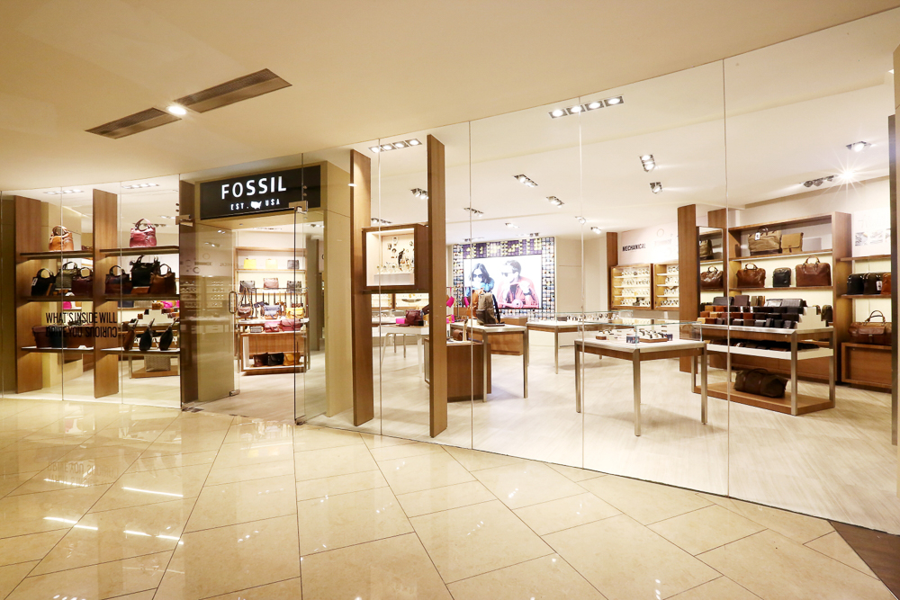 Fossil_ShangriLaMall_CallingAllCurious_JackieGo
