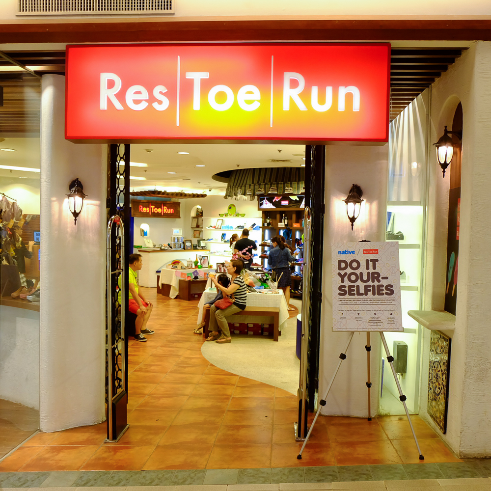 NativeShoes_FallWinter2015_NationalGeographica_ResToeRun_JackieGo