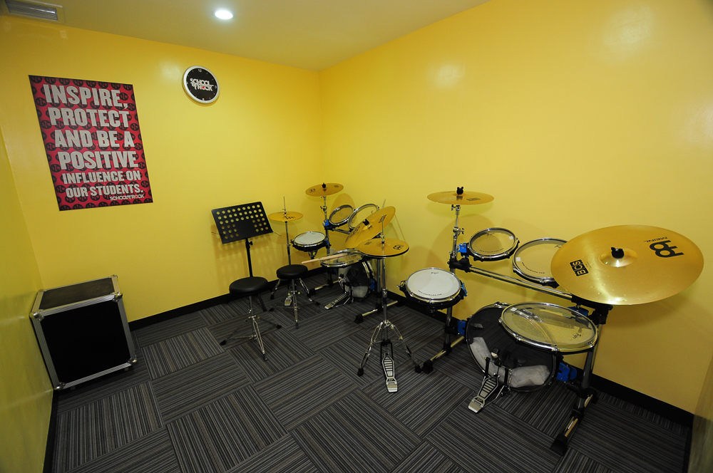 SchoolOfRock_JackieGo_DrumRoom