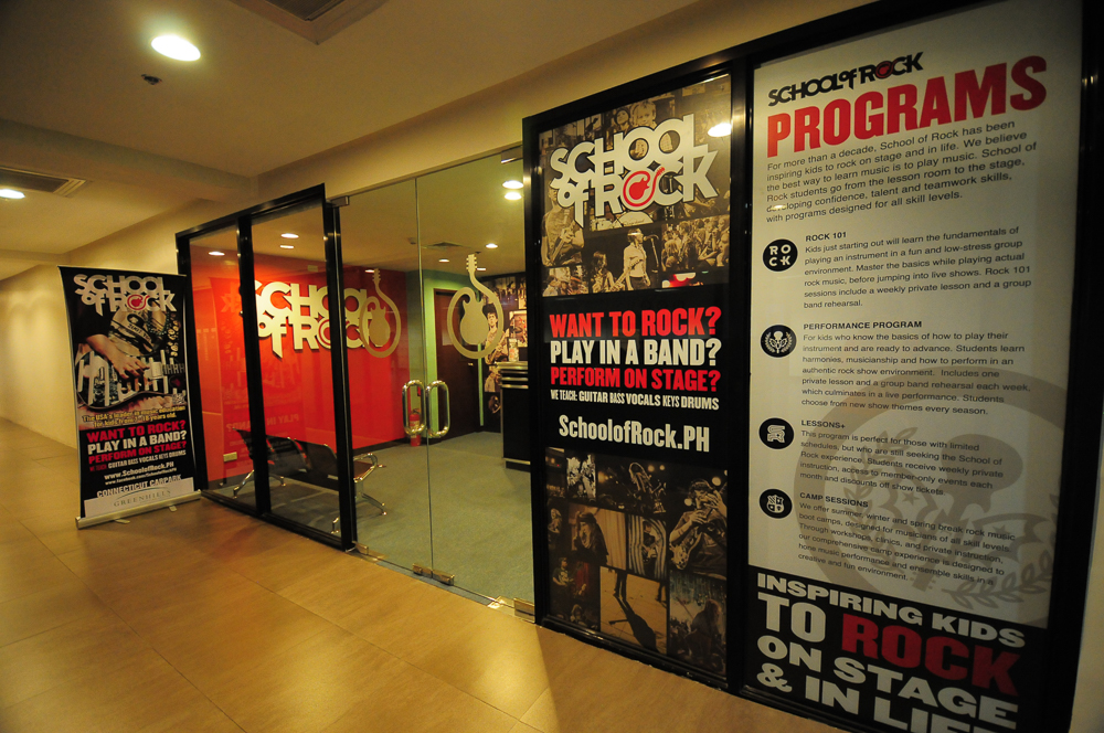 SchoolOfRock_JackieGo_Frontage2